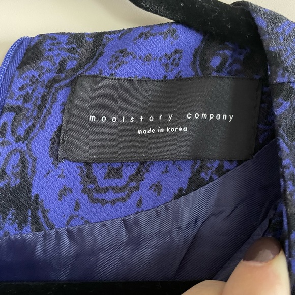 Mini dress - Picture 2 of 6